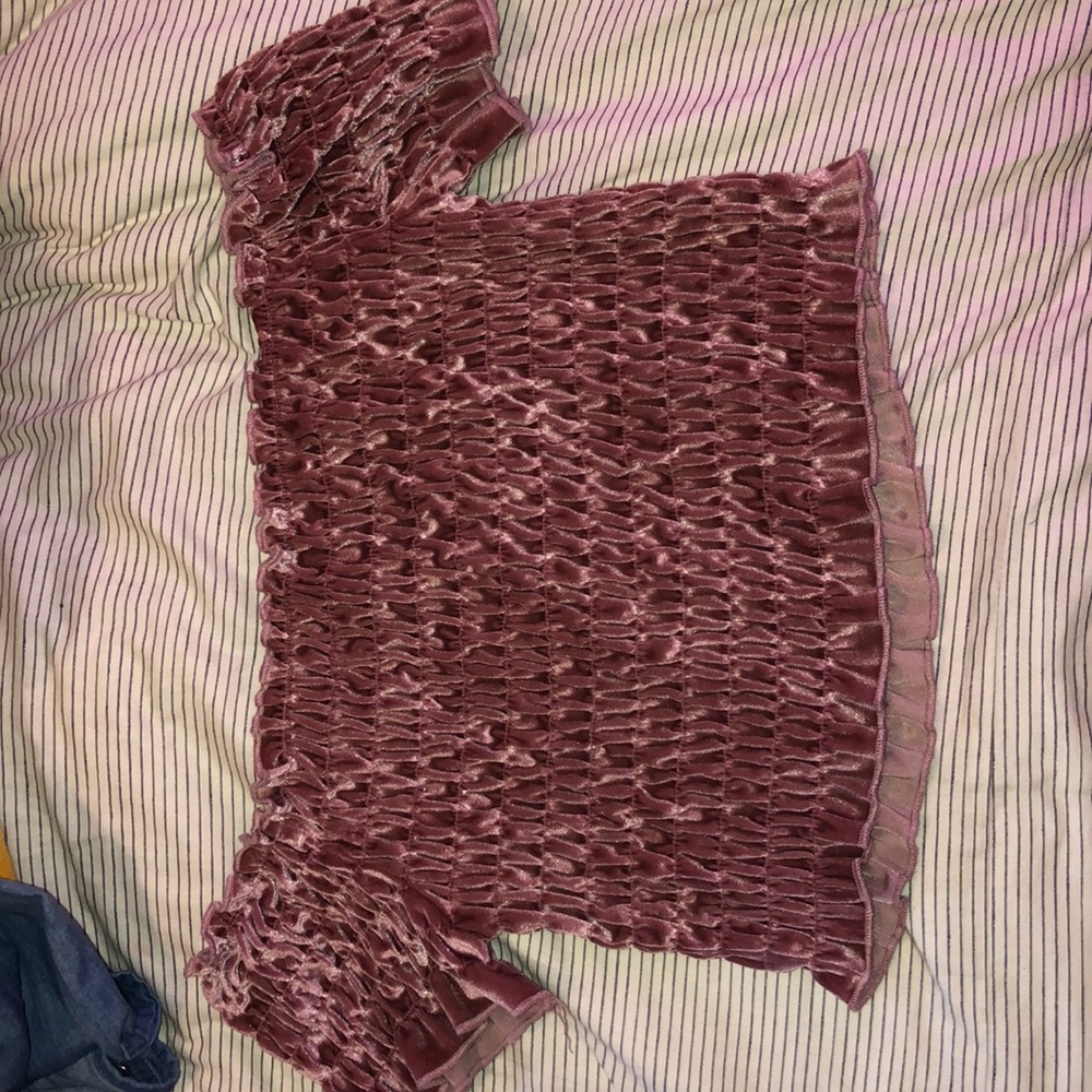 rose pink velvet off the shoulder crop top